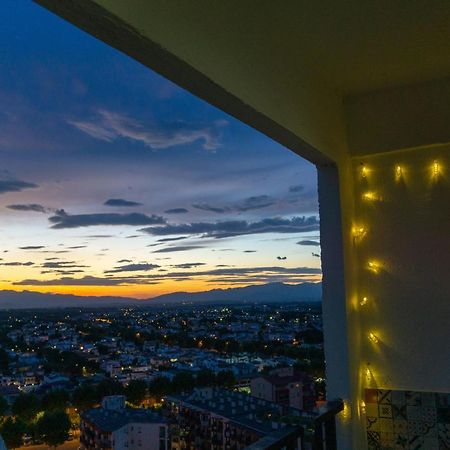 Les Couchers De Soleil A Empuriabrava Bagian luar foto